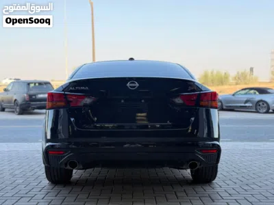 Nissan Altima SR 4