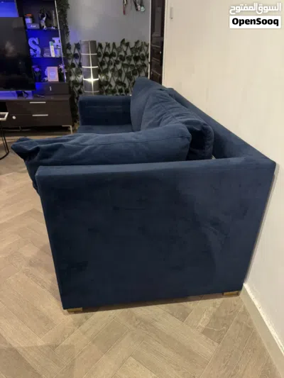 5 seater sofa set (L shape) طقم كنب مكون من 5 مقاعد (على شكل حرف L) 3