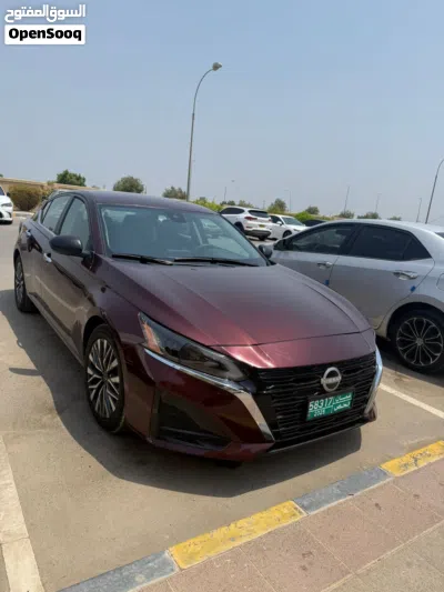 Nissan Altima SV 4