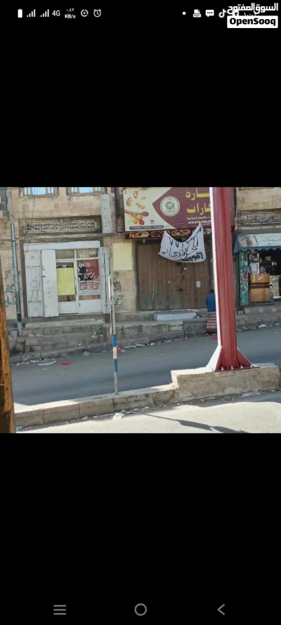 ايجار محلين الطول عشره او اثنعشر العرض 8امتار 2