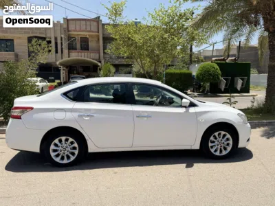 Nissan Sentra XE 4