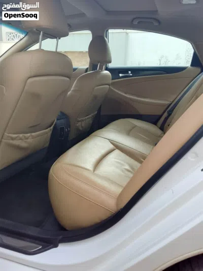 Hyundai Sonata SE 3