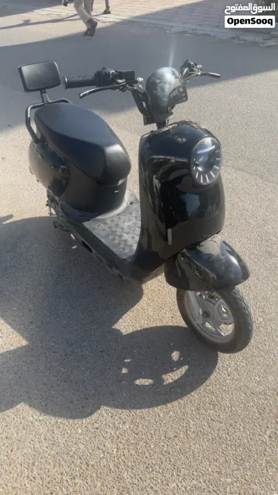 Electric scooter 60km used 1 month no warranty 180 omr 190 with delivery in seeb 2