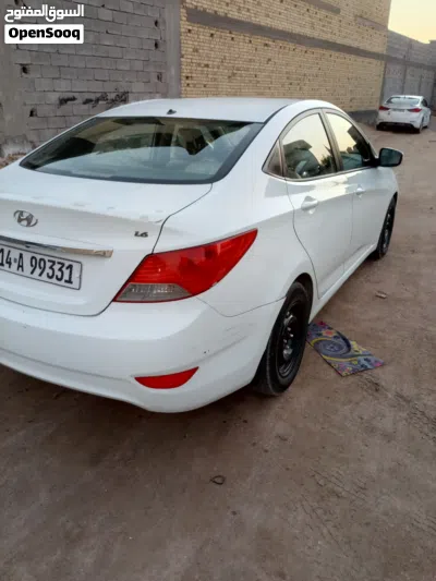 هیۆندای ئاکسێنت GL 3