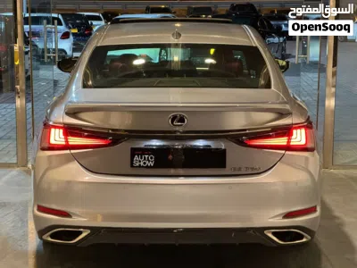 Lexus ES ES 350 F Sport Design 4