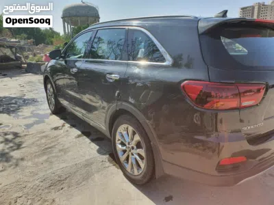 Kia Sorento S 4