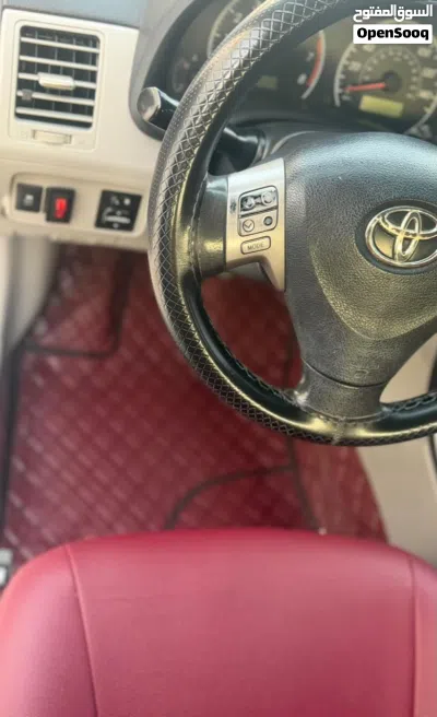 Toyota Corolla LE 4