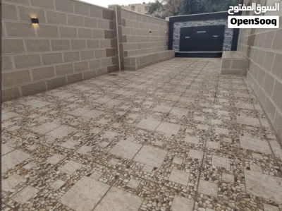 عمارة مع ارض للبيع في الياسمين 3