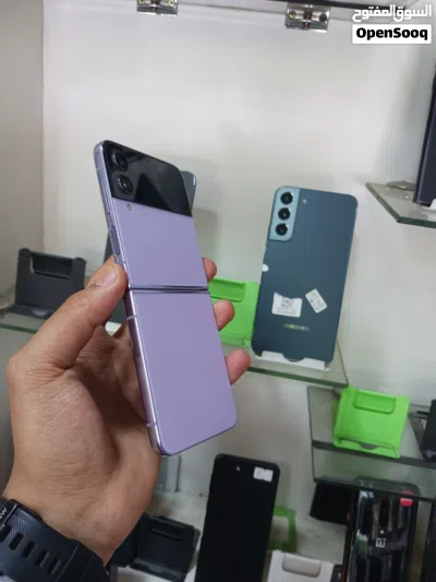 GALAXY Z FLIP 4 3