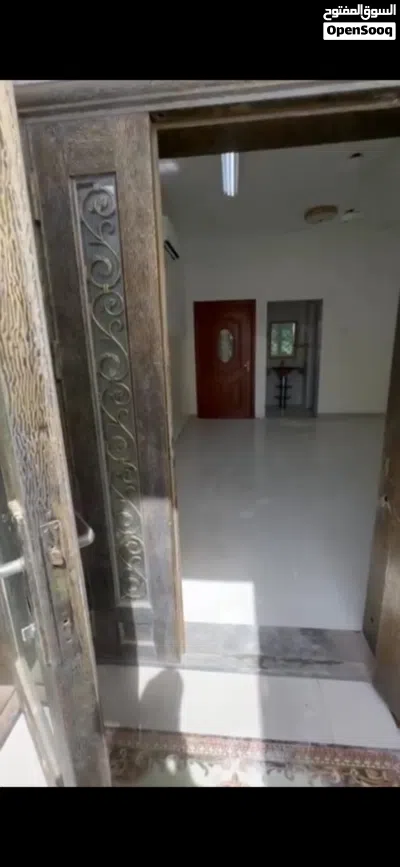 غرفه شامله كل شي ماي كهرب واي فاي 3