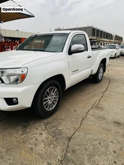 Toyota Tacoma Standard 3