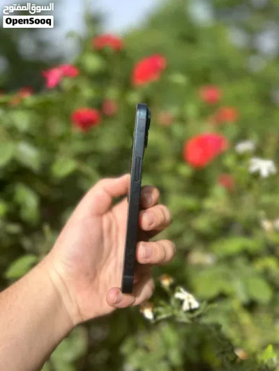 ايفون 14 عادي 4