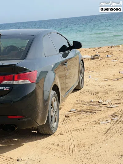 Kia Forte GT 4