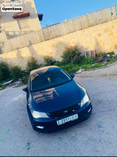 سيات ليون Standard 4