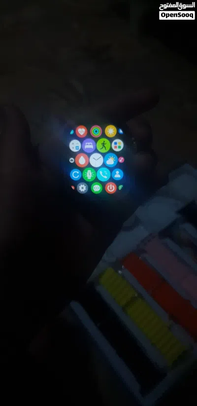 ساعة ذكية سبعة سير ساعة بحالة جيدة نضافة 100% 4
