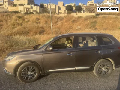 Mitsubishi Outlander GLX 3