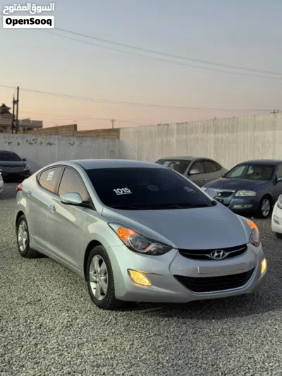 Hyundai Elantra GL MID 2