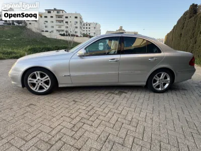 Mercedes Benz E-Class E 200 4