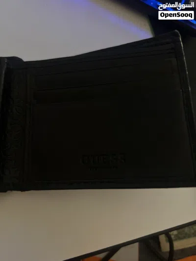 Guess wallet 4