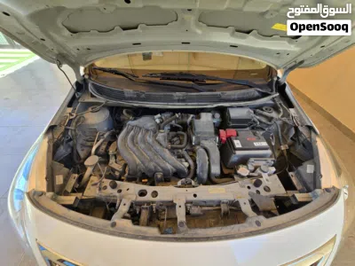 نيسان صني SV 4
