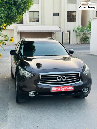 Infiniti QX70 Luxury 2