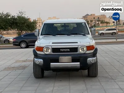 تويوتا FJ Standard 2