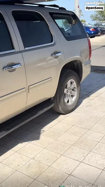 GMC Yukon Standard 4
