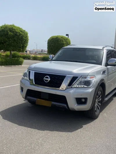 Nissan Armada SL 2