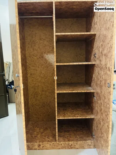 2 door big cupboard/ wardrobe for sale 3
