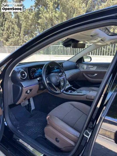 Mercedes Benz E-Class E 200 3
