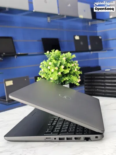Dell Latitude 5501 Core i7 Processor 9th Generation 15.6 Inch Display 8GB RAM 256gb ssd 3