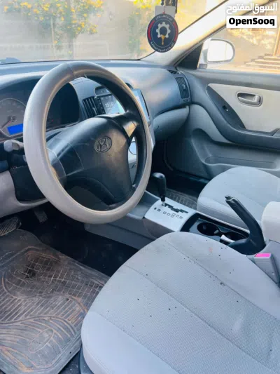 Hyundai Avante Limited 3