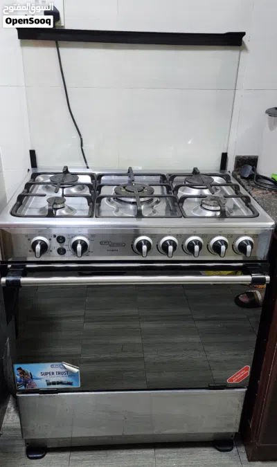 طباخ مع فرن غاز 5 عيون 80cm ماركة supergeneral في حالة ممتازة cooker and oven 3