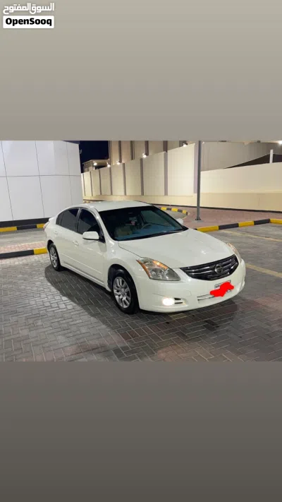 Nissan Altima S 3