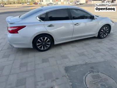نيسان التيما SL 3