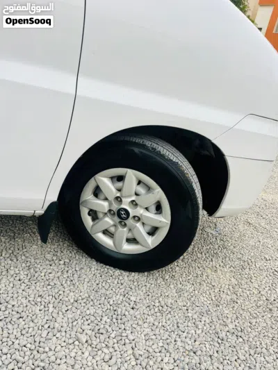 Hyundai H1 GL 3