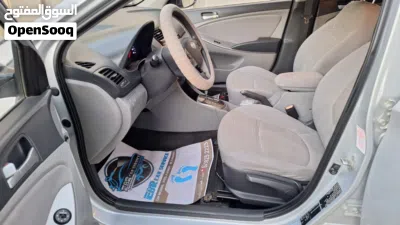 Hyundai Accent Standard 4