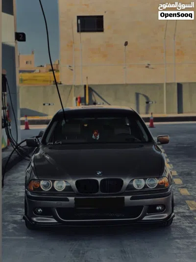BMW 5 Series 520 2