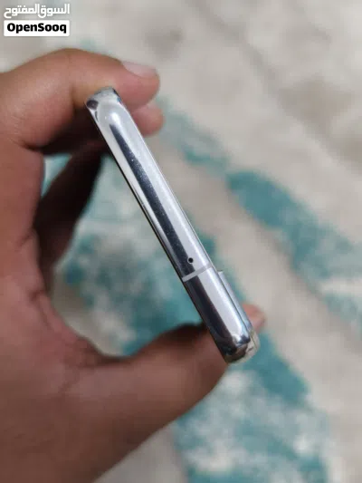 Samsung Galaxy S22 3