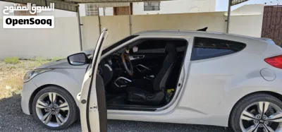 Hyundai Veloster Sport 2