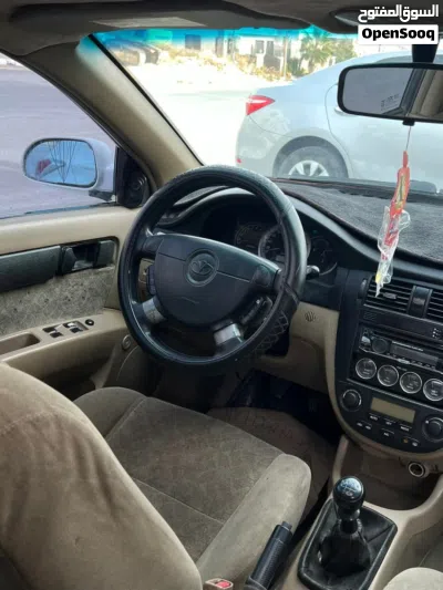 Chevrolet Optra Standard 4