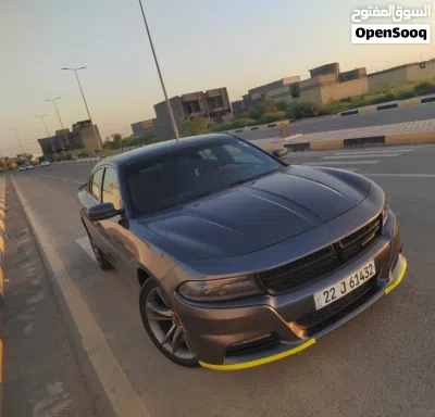 Dodge Charger SXT 3