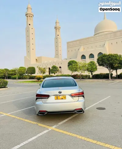 Lexus LS LS 500 3