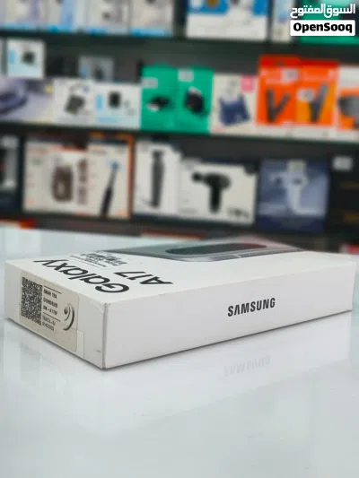 Brand New Samsung Galaxy A17 in Oman 128GB Storage 3