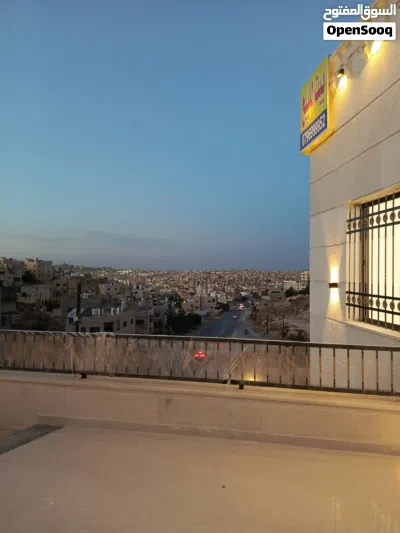 بيت مستقل بإطلالة جميلة وموقع مميز 4
