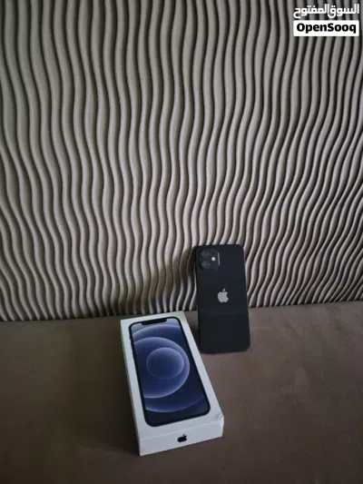 للبيع جهاز iPhone 12، الجهاز شغال وممتاز، مع كرتونه الأصلي. 3