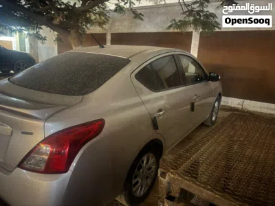 نيسان صني SL 4