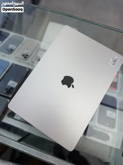 Apple MacBook M4, 2025 512Gb 16GB Ram 100% Battery Health 2 months Apple warranty 2