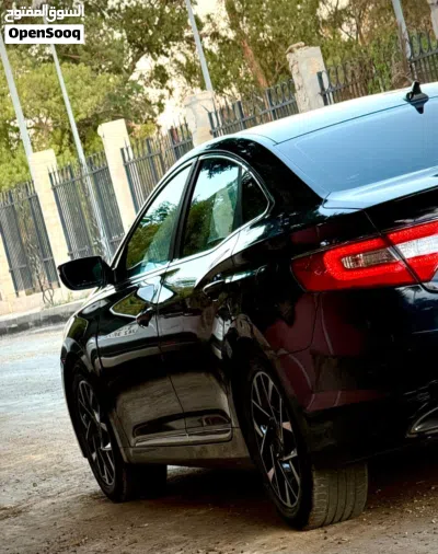 Hyundai Azera GLS 2