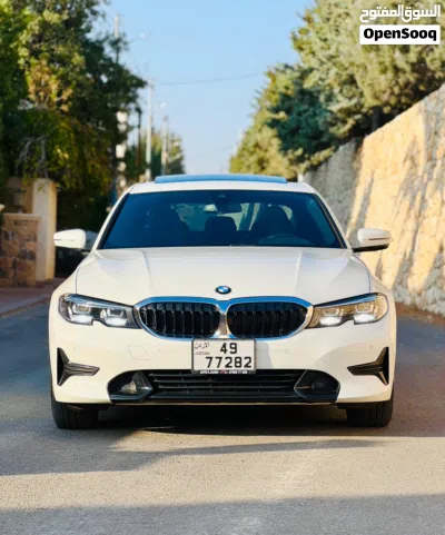BMW 3 Series 330e 3